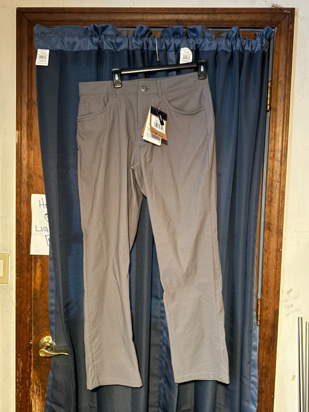 North Face Hiking trouser mens 32 short